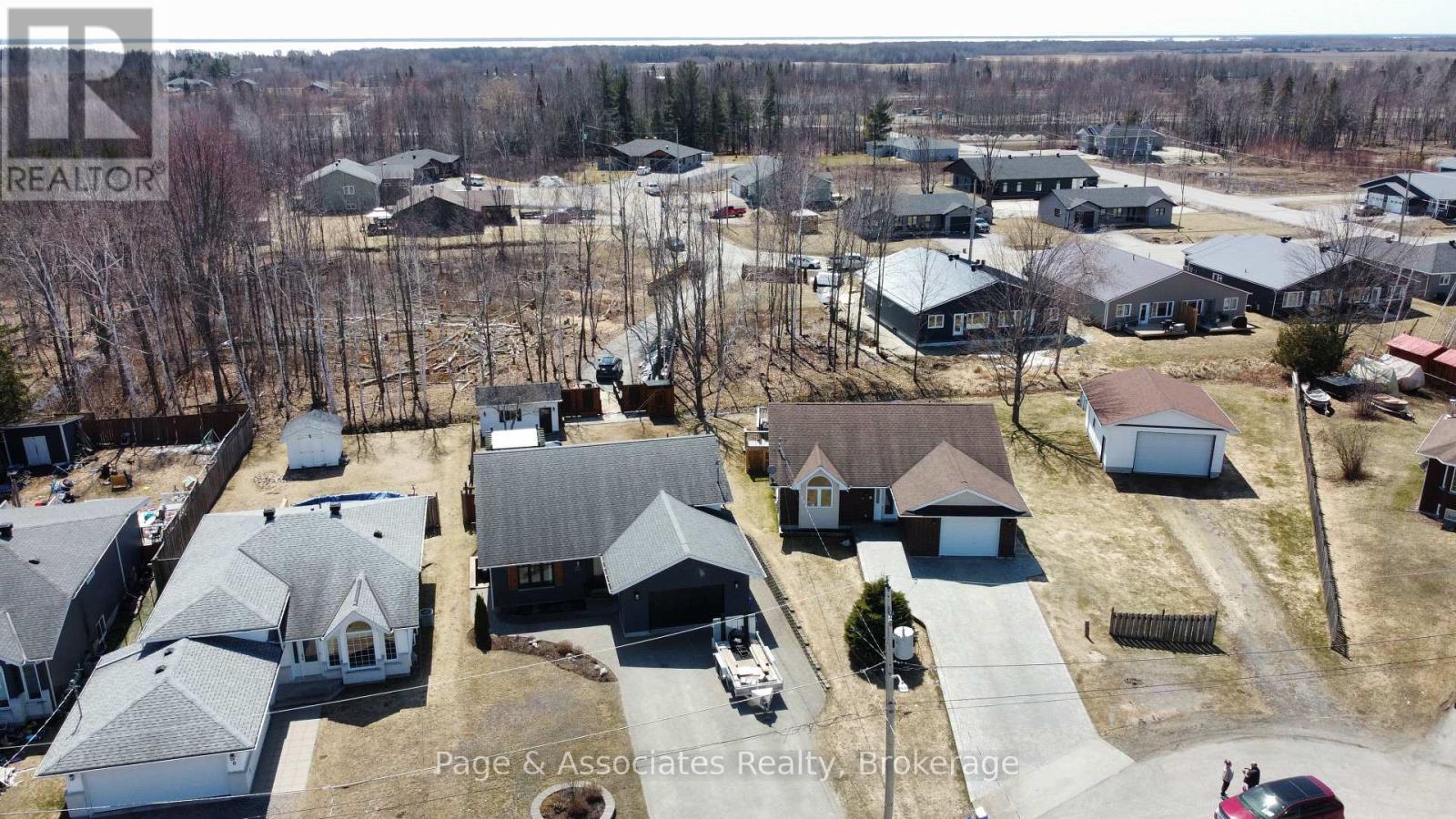 10 Paiement Court, West Nipissing (Sturgeon Falls), Ontario  P2B 3E4 - Photo 3 - X11982255