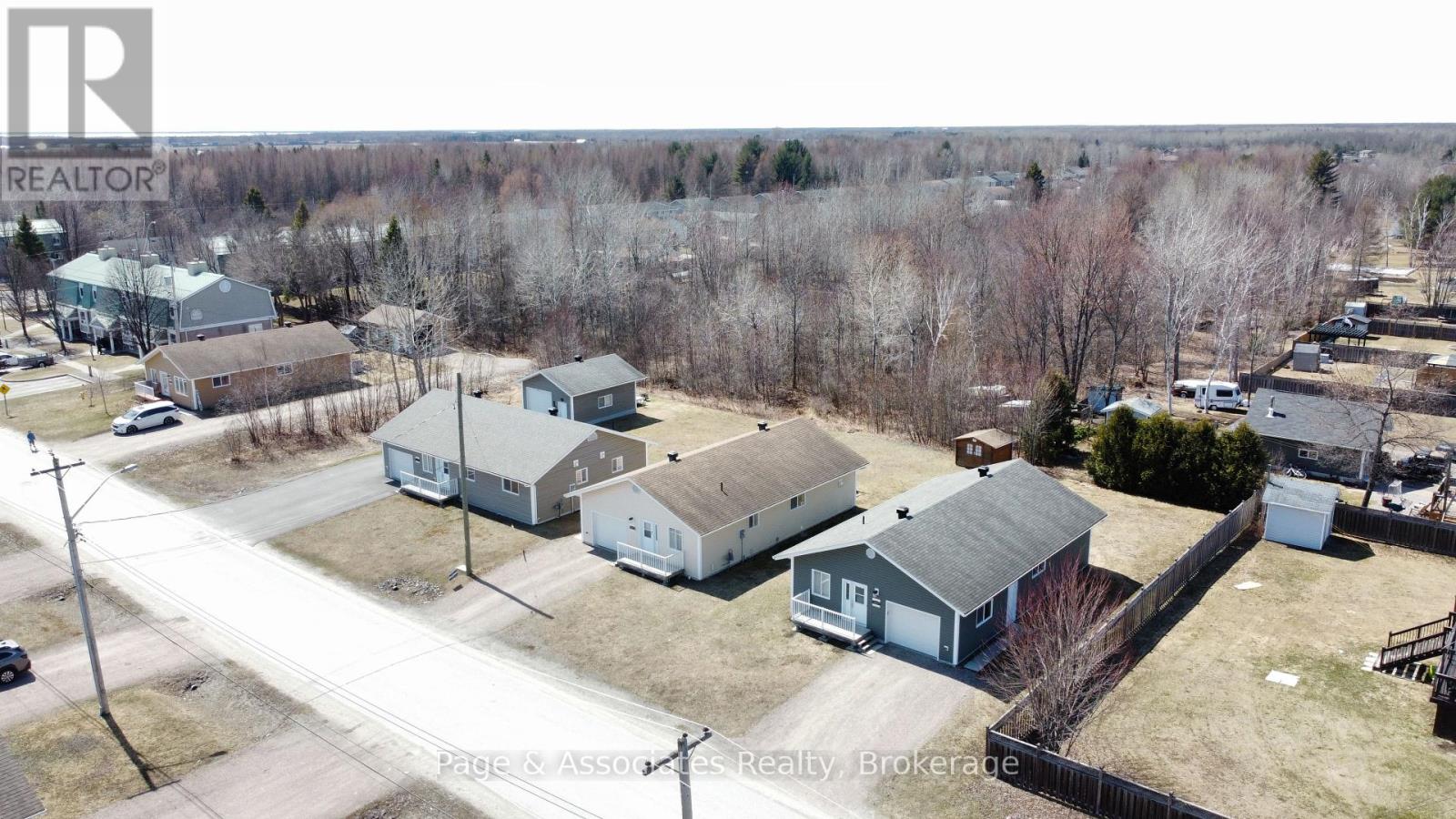 423 Demers Street, West Nipissing (Sturgeon Falls), Ontario  P2B 3E8 - Photo 5 - X12048163