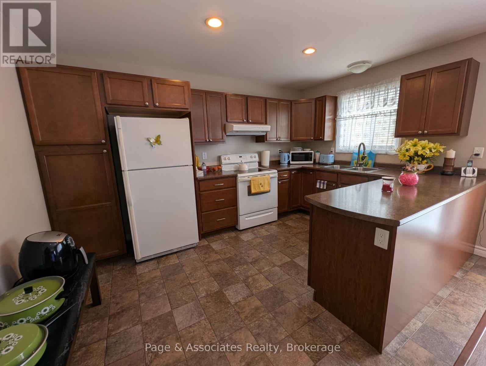 423 Demers Street, West Nipissing (Sturgeon Falls), Ontario  P2B 3E8 - Photo 6 - X12048163