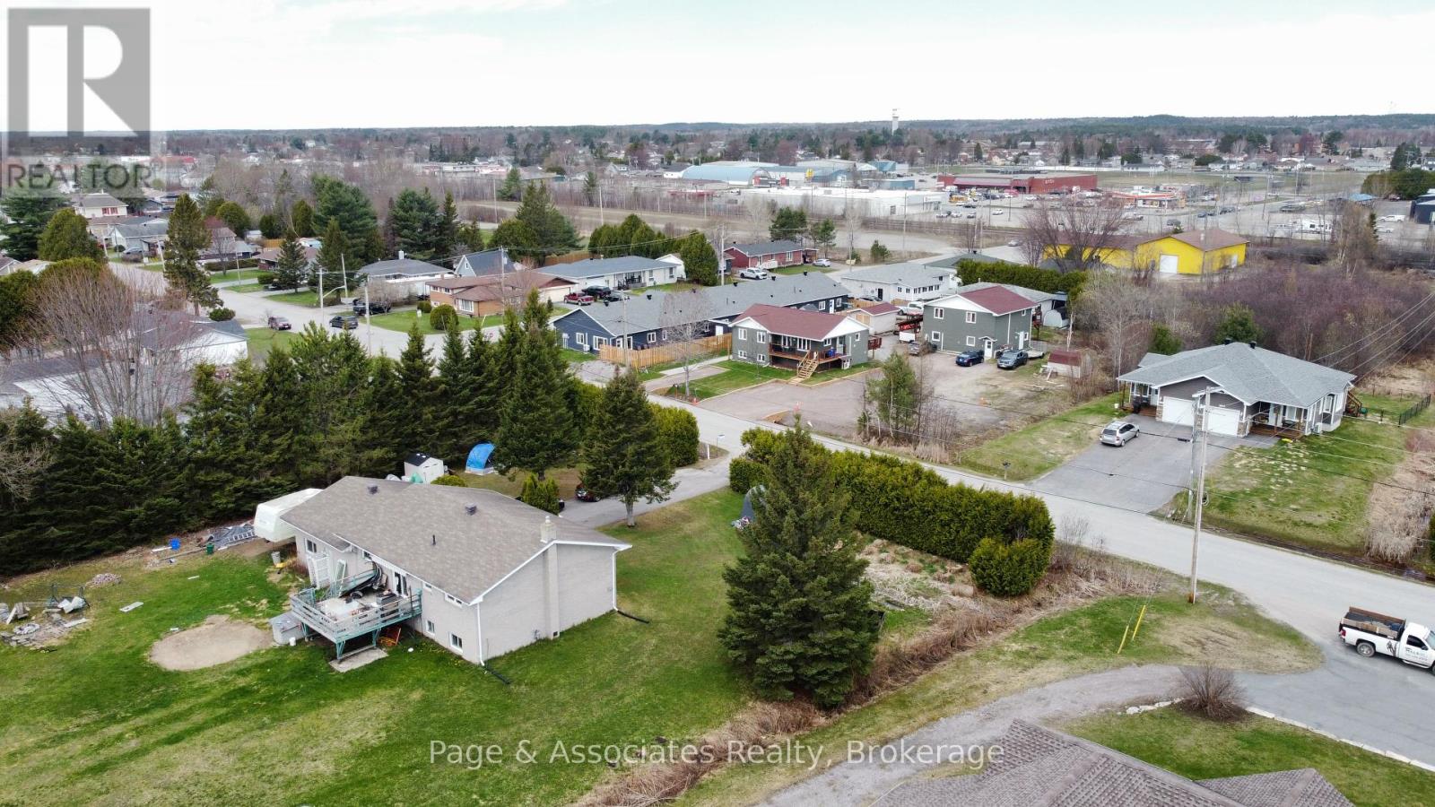282 Salter Street, West Nipissing (Sturgeon Falls), Ontario  P2B 2T6 - Photo 26 - X12126681