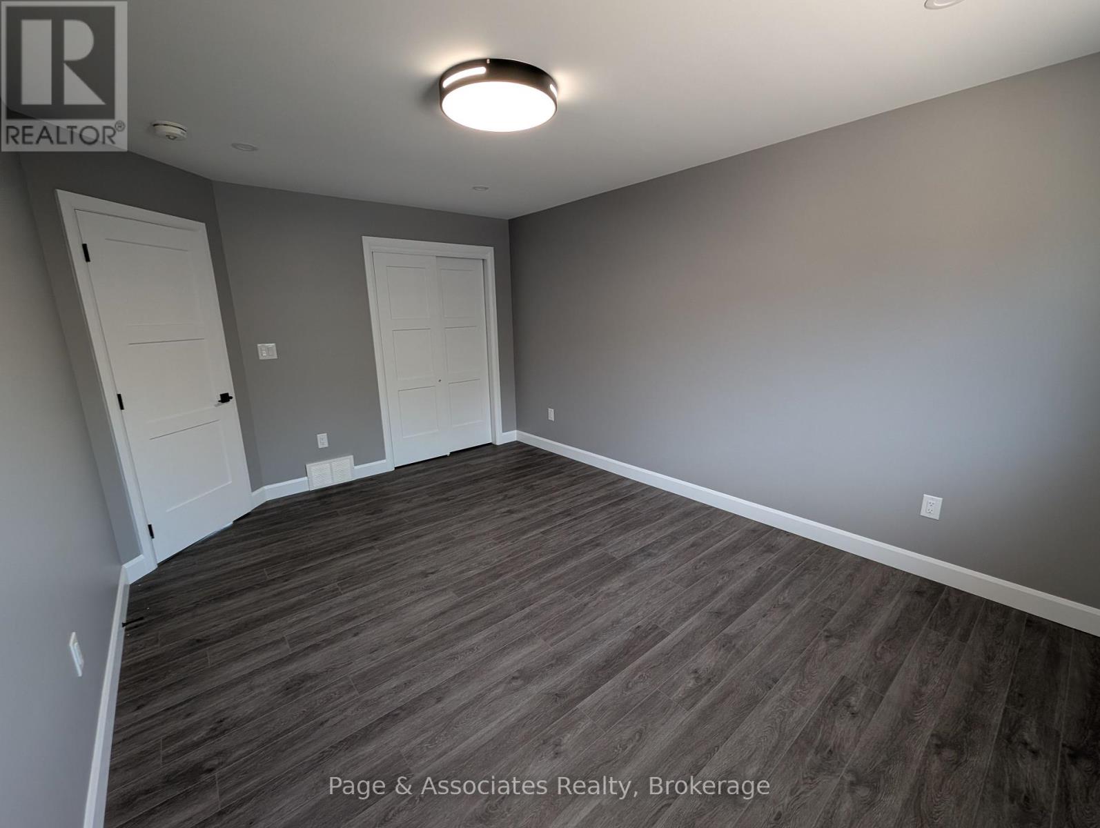 167 Levesque Street, West Nipissing (Sturgeon Falls), Ontario  P2B 1M5 - Photo 15 - X12142612