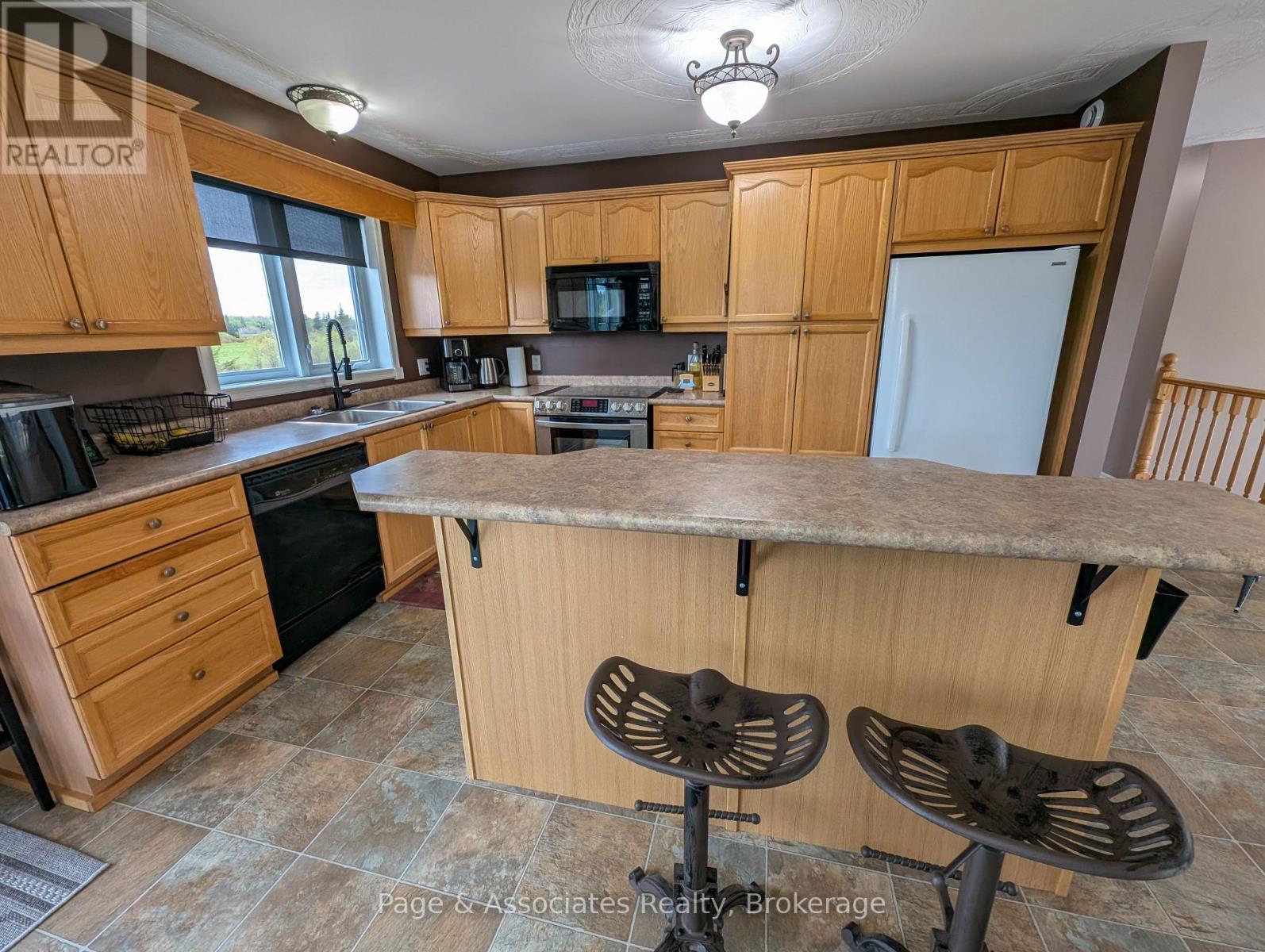 981 Highway 539, Markstay-Warren, Ontario  P0H 2N0 - Photo 10 - X12172574