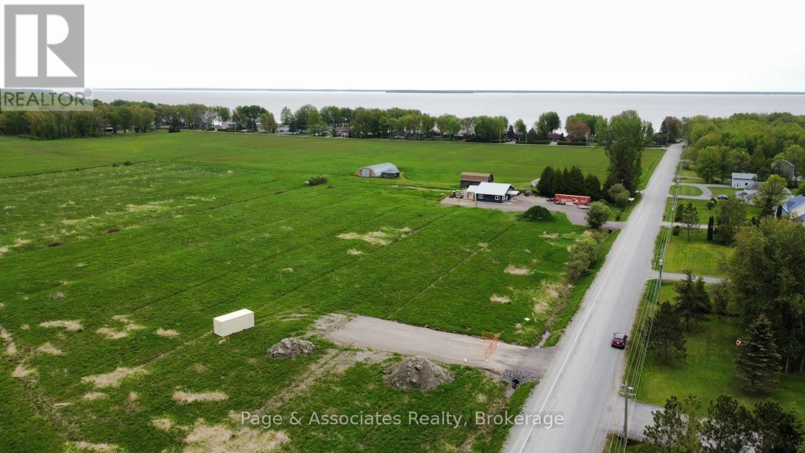 734 Nipissing Street, West Nipissing (Sturgeon Falls), Ontario  P2B 2V8 - Photo 2 - X12188438