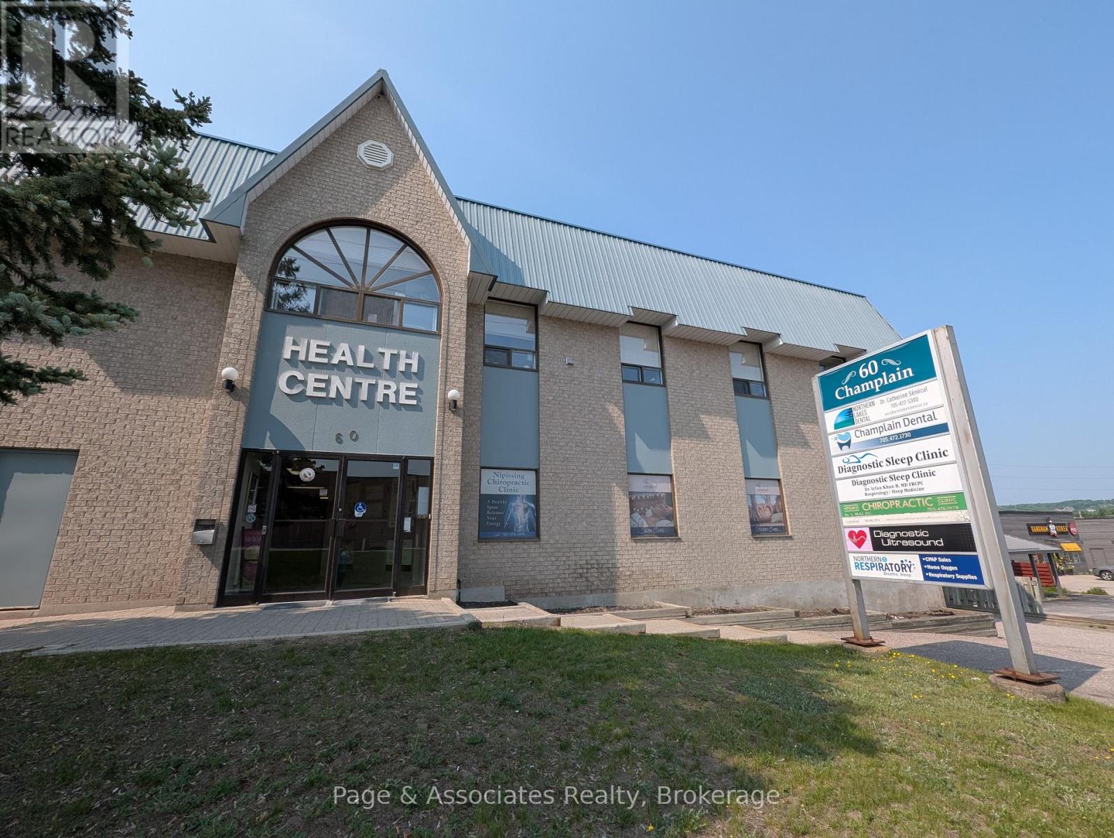 103 - 60 Champlain Street, North Bay (College Heights), Ontario  P1B 7M4 - Photo 1 - X12208976