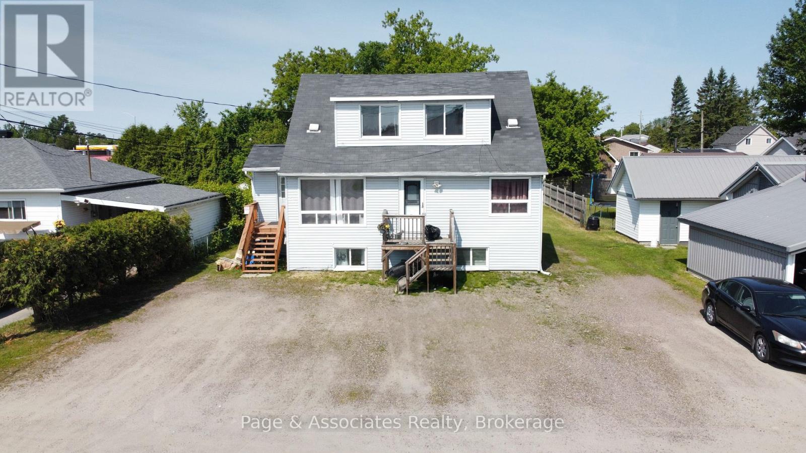 231 Clark Street, West Nipissing (Sturgeon Falls), Ontario  P2B 1A6 - Photo 1 - X12222698