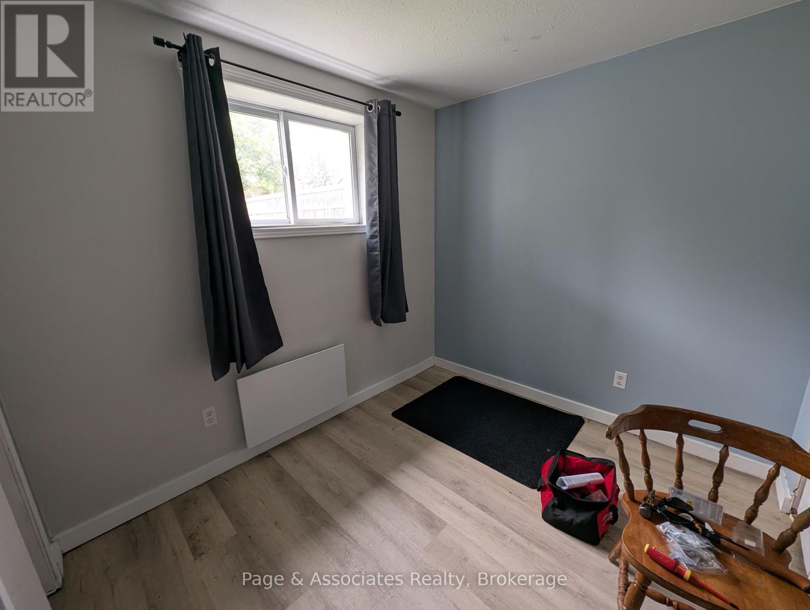 231 Clark Street, West Nipissing (Sturgeon Falls), Ontario  P2B 1A6 - Photo 24 - X12222698