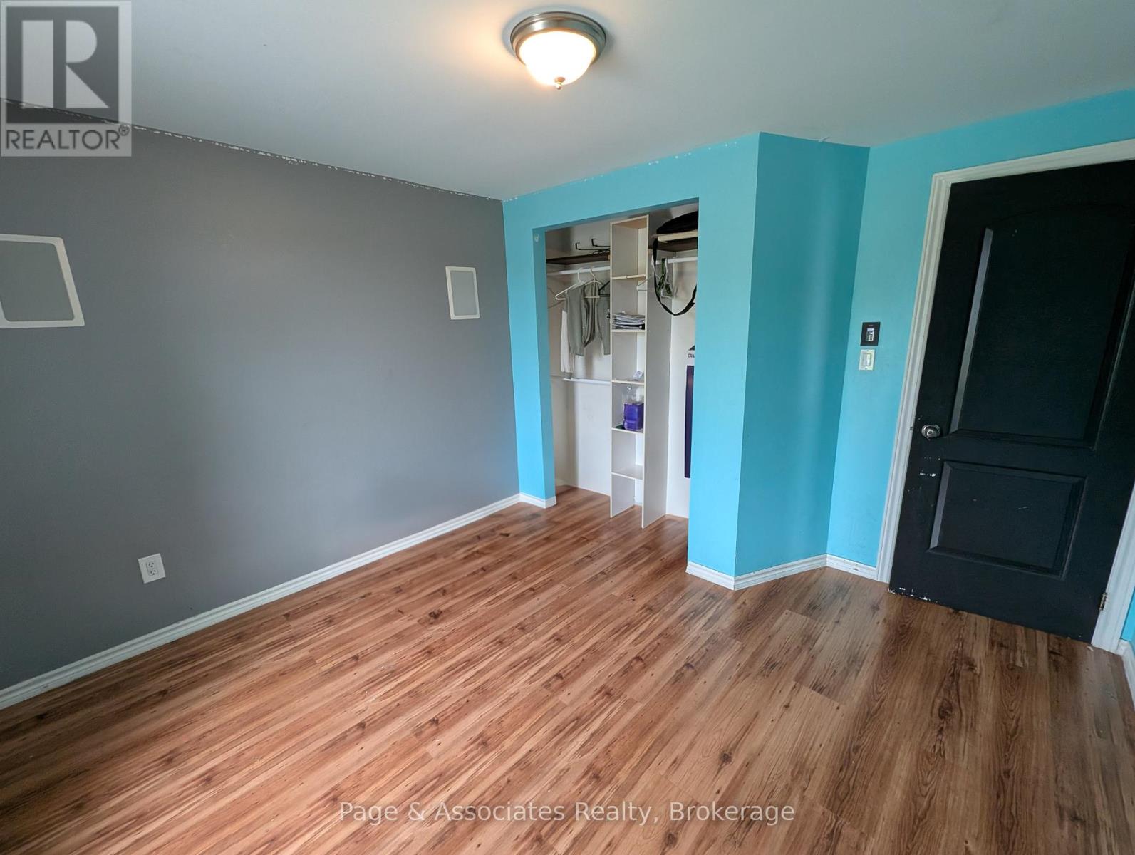 99 Russell Street, West Nipissing (Sturgeon Falls), Ontario  P2B 1X2 - Photo 18 - X12253569