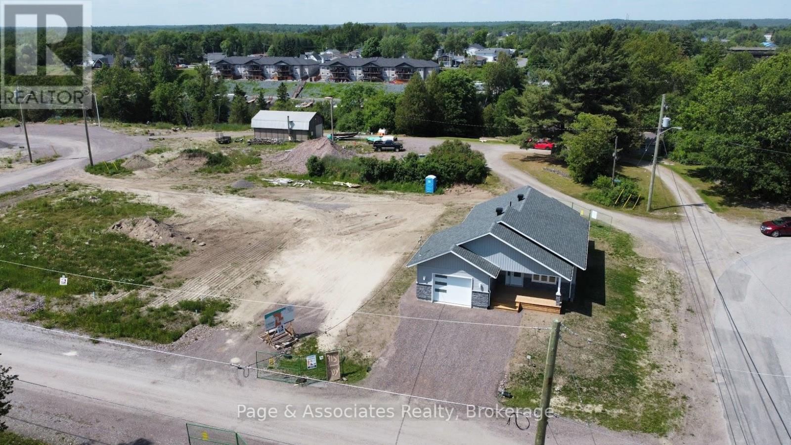1 Moon Court, West Nipissing (Sturgeon Falls), Ontario  P2B 3E6 - Photo 3 - X12256631