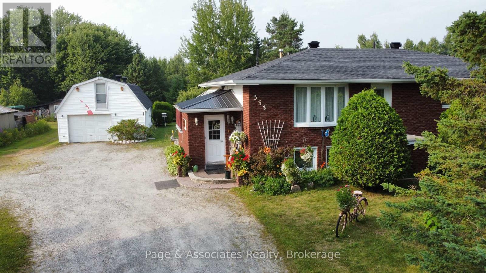 333 Salter Street, West Nipissing (Sturgeon Falls), Ontario  P2B 2T5 - Photo 1 - X12337191