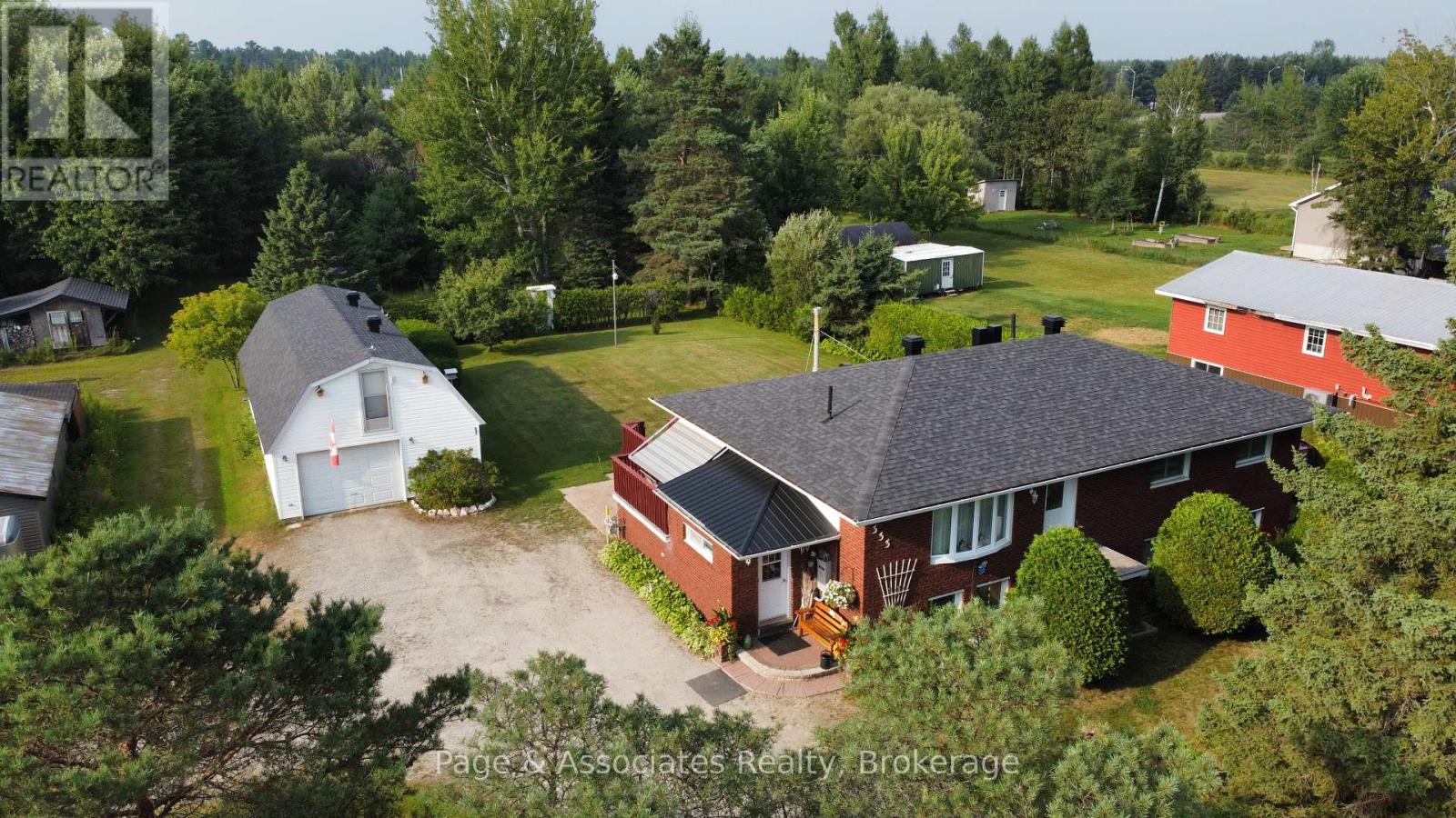 333 Salter Street, West Nipissing (Sturgeon Falls), Ontario  P2B 2T5 - Photo 2 - X12337191