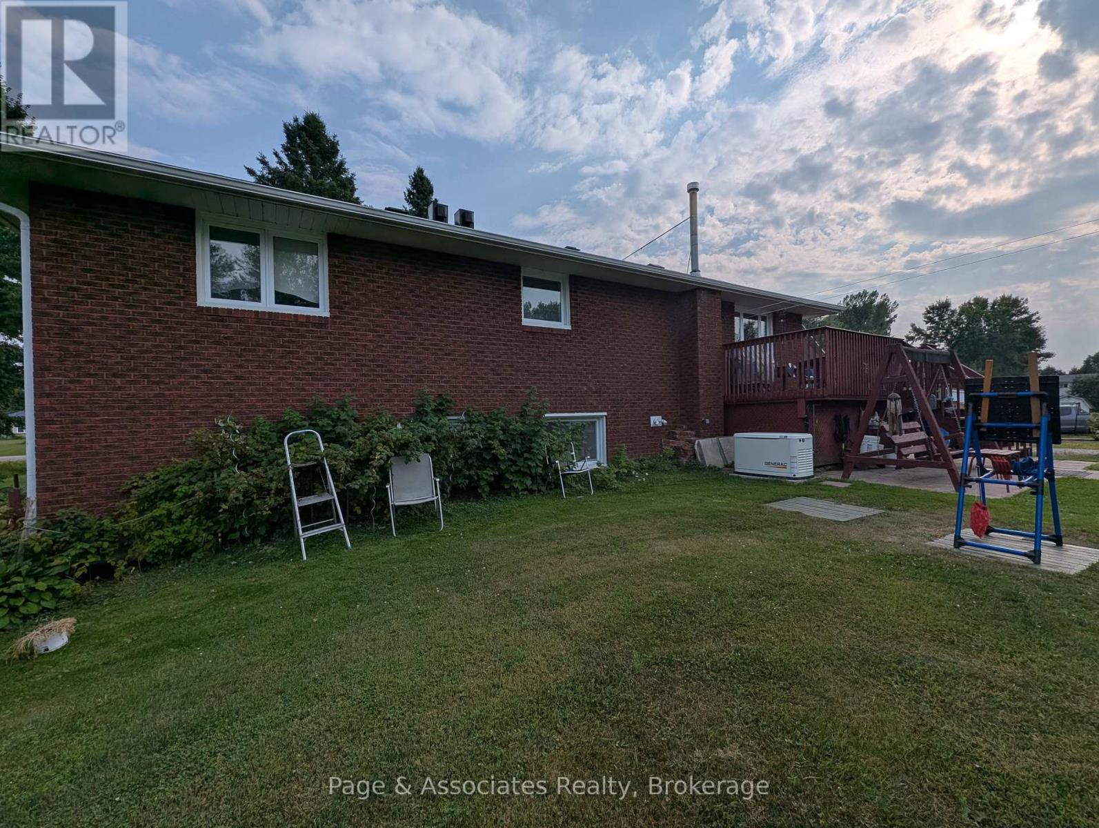 333 Salter Street, West Nipissing (Sturgeon Falls), Ontario  P2B 2T5 - Photo 28 - X12337191