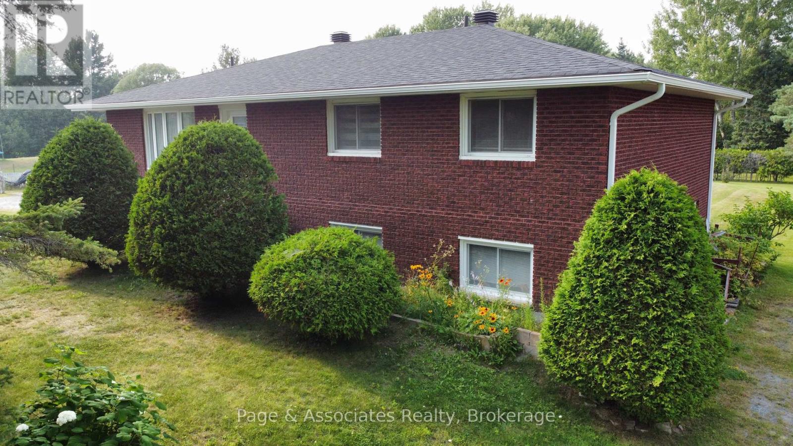 333 Salter Street, West Nipissing (Sturgeon Falls), Ontario  P2B 2T5 - Photo 35 - X12337191