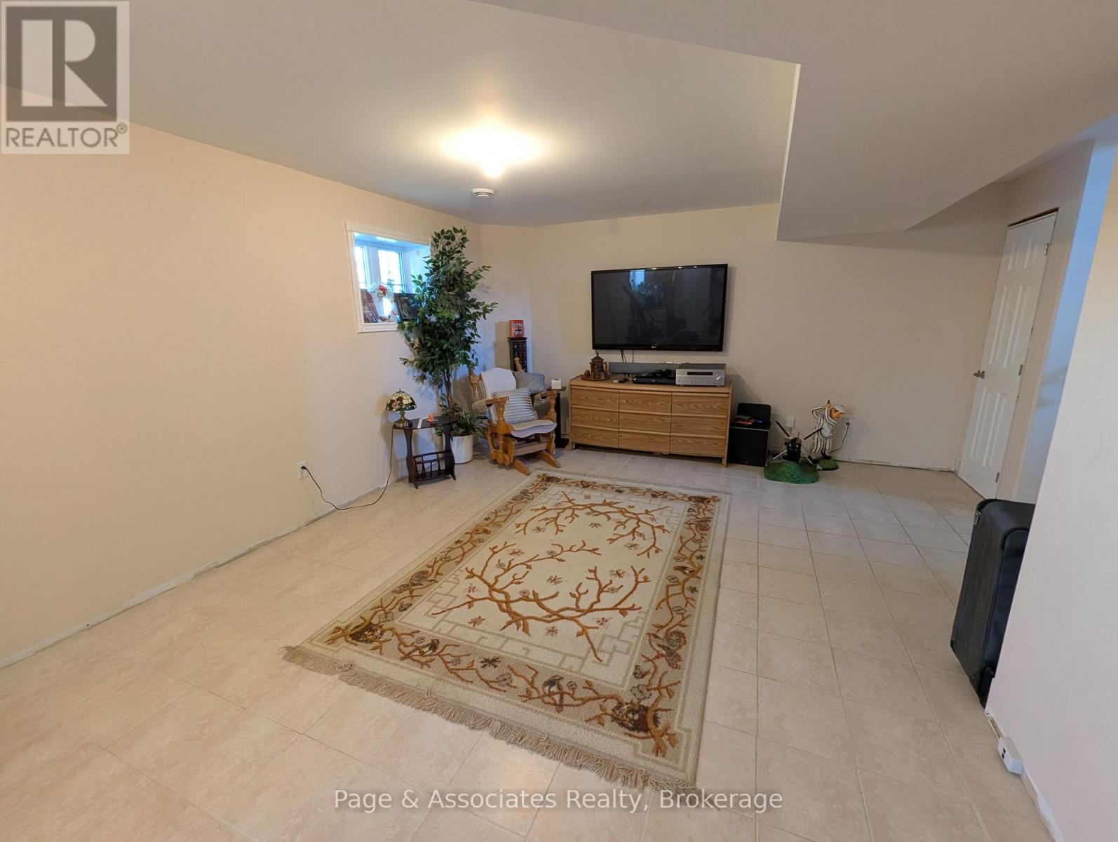 37 Tamerack Avenue, West Nipissing (Sturgeon Falls), Ontario  P2B 3H3 - Photo 17 - X12412117