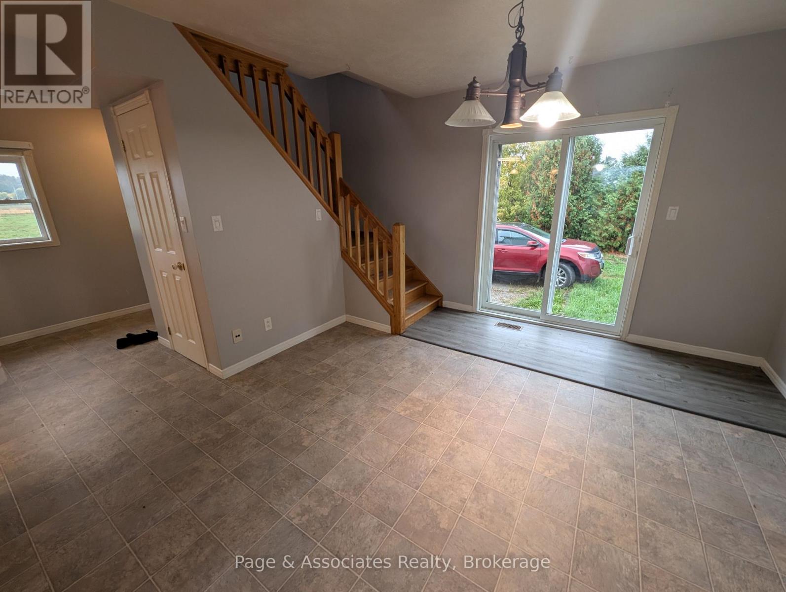 1070 Betty Road, West Nipissing (Verner), Ontario  P0H 2M0 - Photo 13 - X12419548