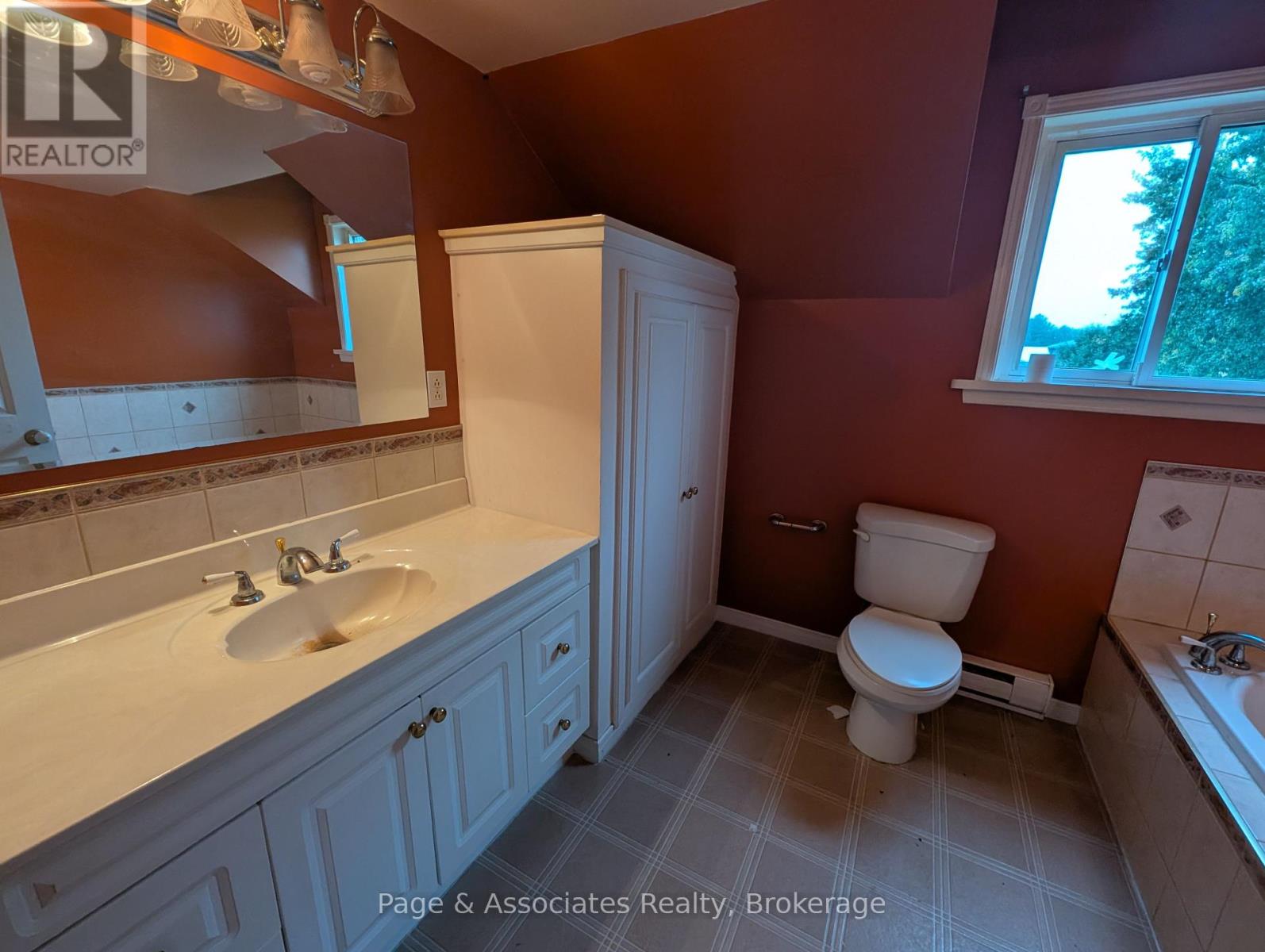 1070 Betty Road, West Nipissing (Verner), Ontario  P0H 2M0 - Photo 16 - X12419548