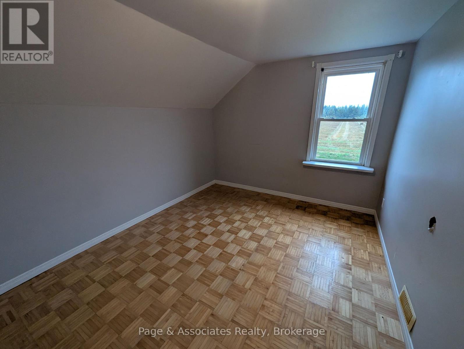 1070 Betty Road, West Nipissing (Verner), Ontario  P0H 2M0 - Photo 21 - X12419548