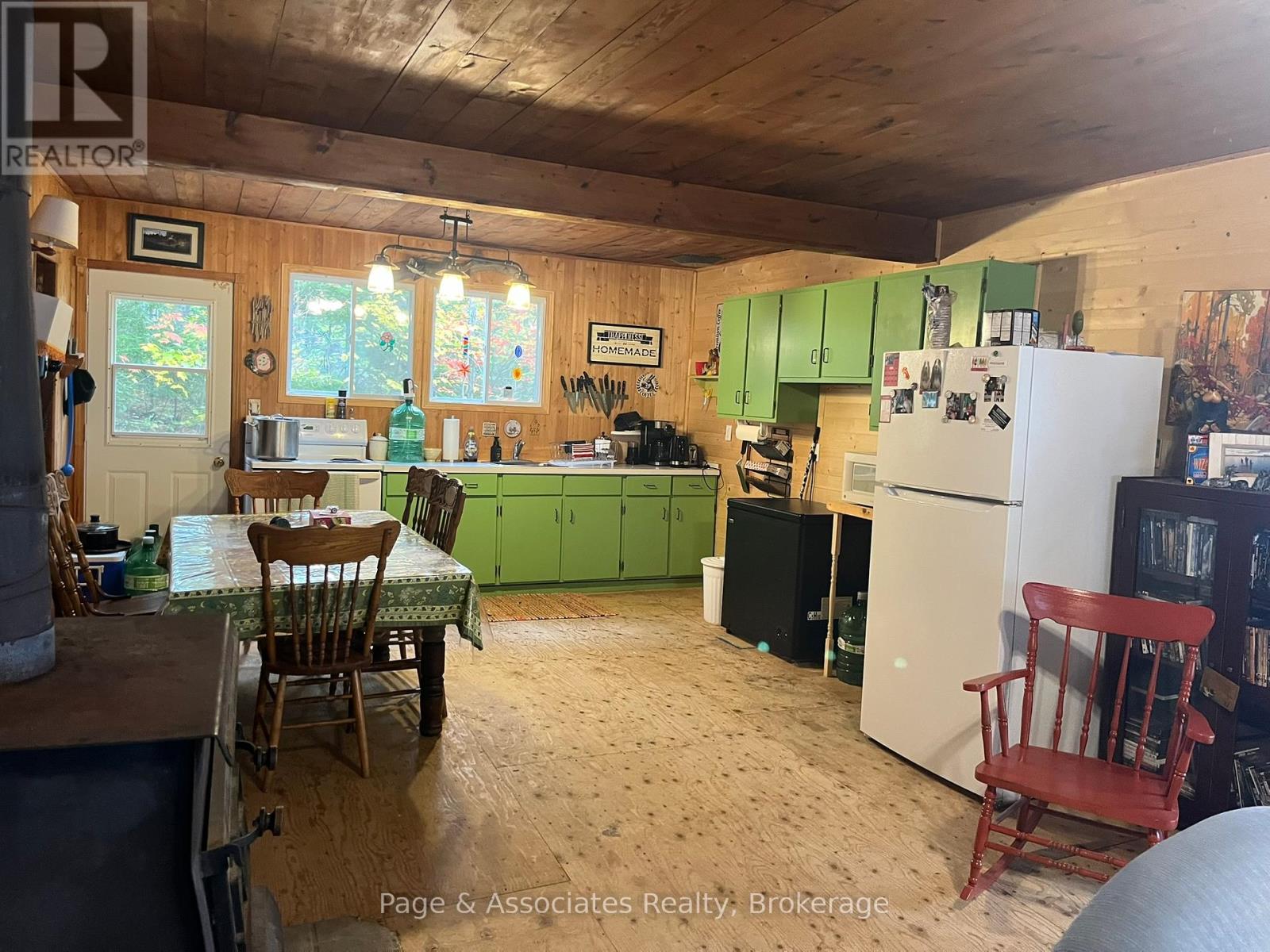 124a Northshore Road, West Nipissing (Field), Ontario  P0H 1M0 - Photo 10 - X12456018