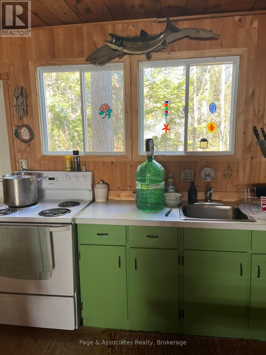 124a Northshore Road, West Nipissing (Field), Ontario  P0H 1M0 - Photo 13 - X12456018