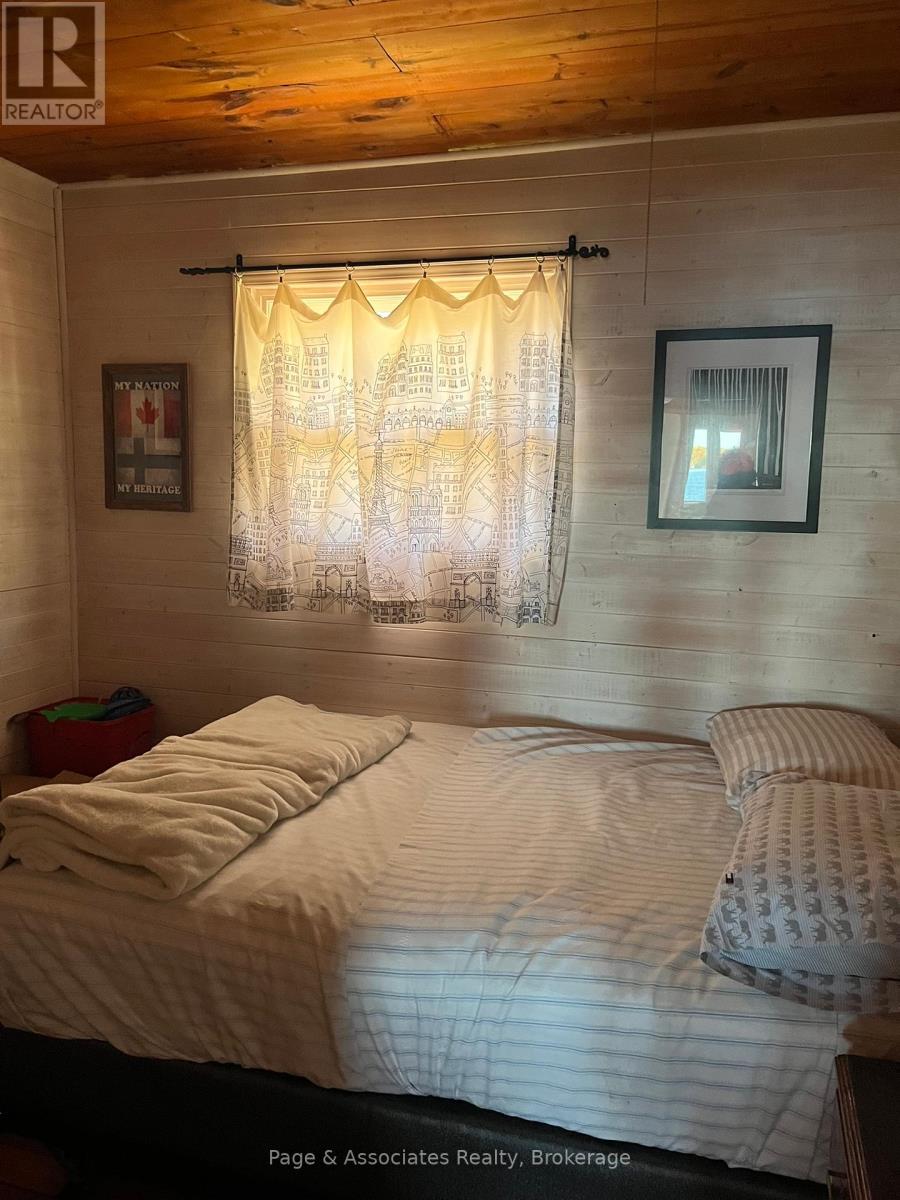 124a Northshore Road, West Nipissing (Field), Ontario  P0H 1M0 - Photo 15 - X12456018