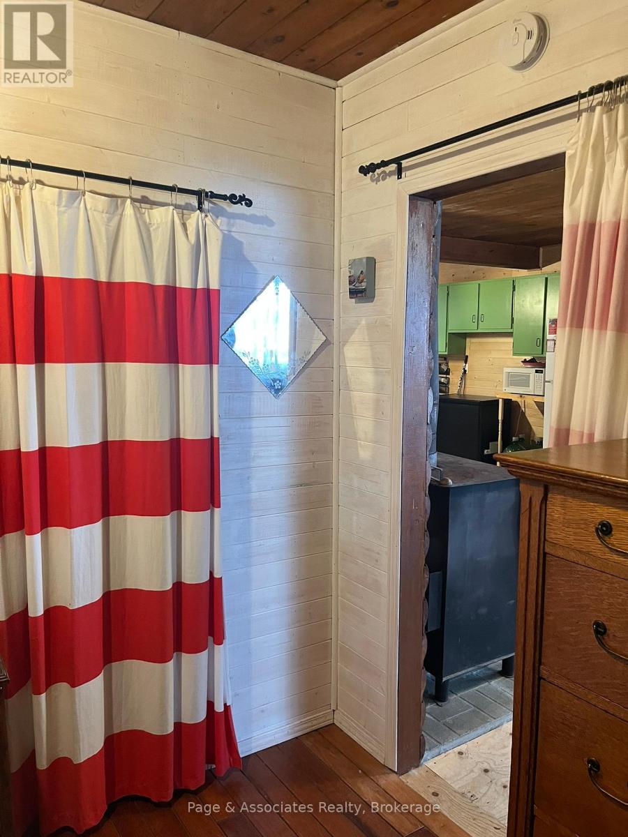 124a Northshore Road, West Nipissing (Field), Ontario  P0H 1M0 - Photo 20 - X12456018