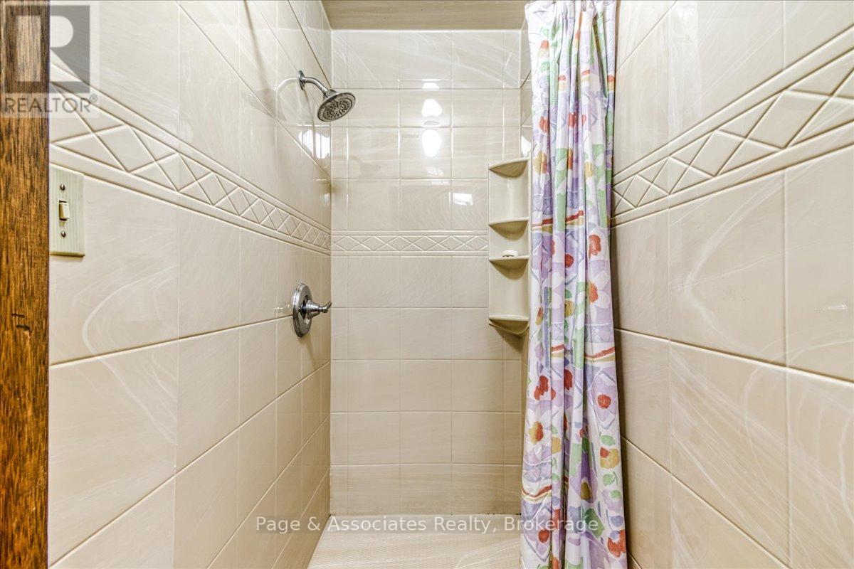 1688 Richard Street, Greater Sudbury (Valley East), Ontario  P3N 1H2 - Photo 30 - X12507984