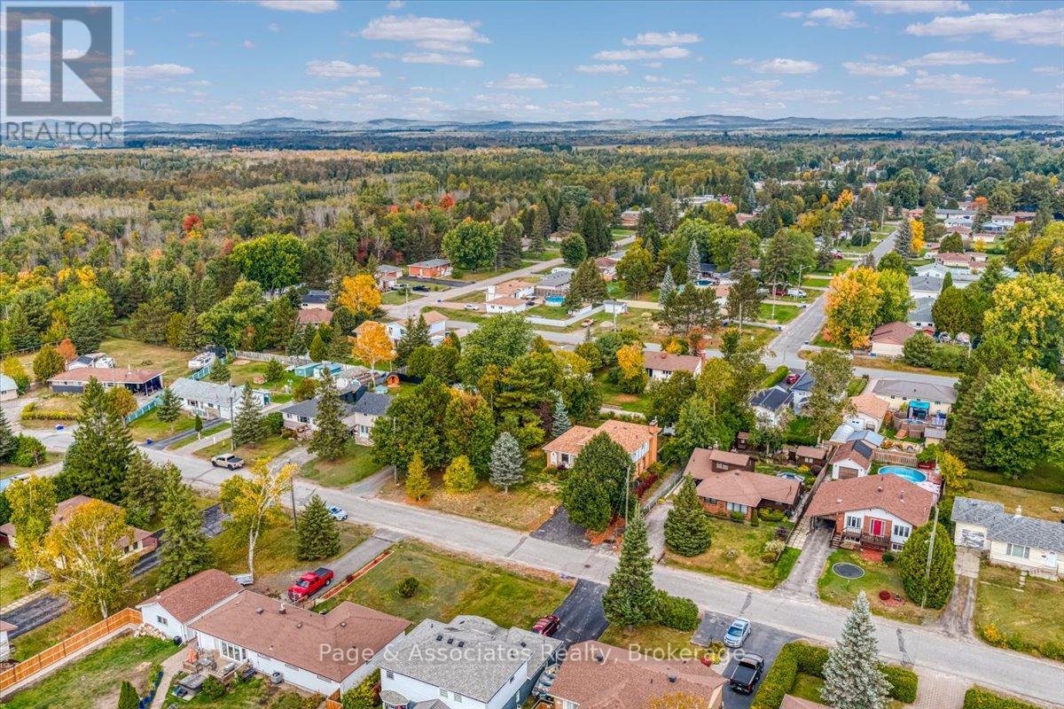 1688 Richard Street, Greater Sudbury (Valley East), Ontario  P3N 1H2 - Photo 44 - X12507984