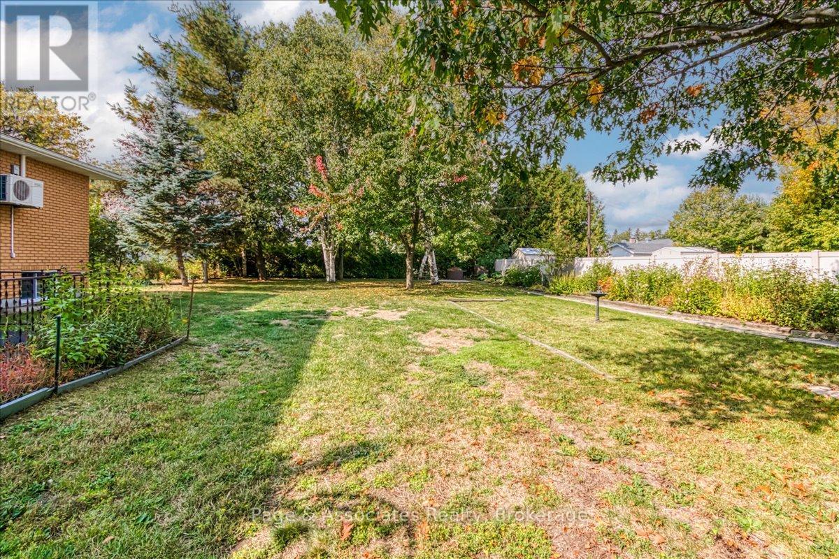 1688 Richard Street, Greater Sudbury (Valley East), Ontario  P3N 1H2 - Photo 8 - X12507984