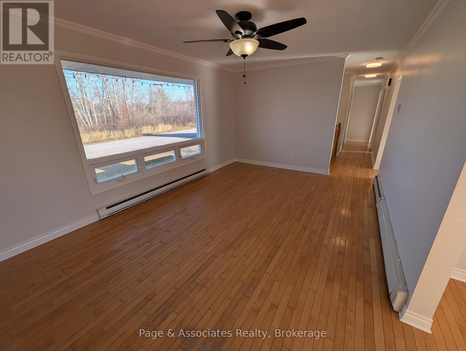 220 Railway Street, West Nipissing (Sturgeon Falls), Ontario  P2B 3B2 - Photo 10 - X12508016