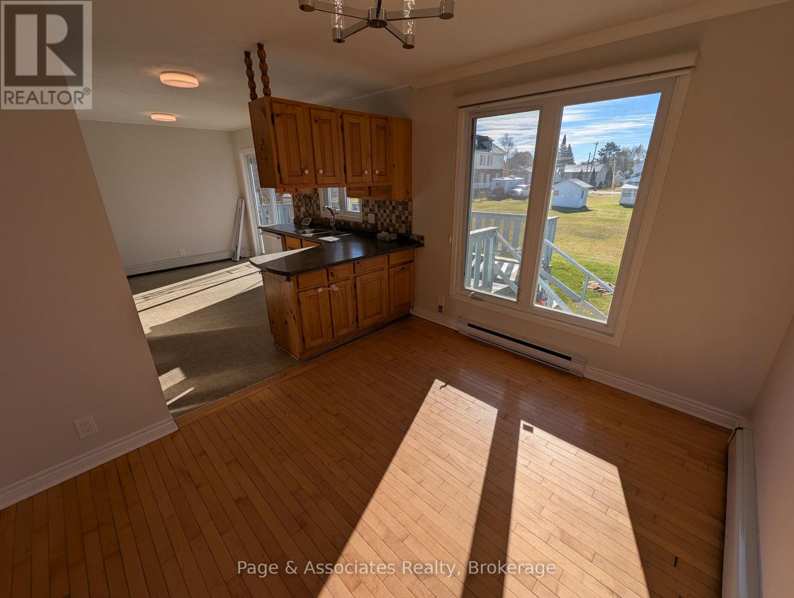 220 Railway Street, West Nipissing (Sturgeon Falls), Ontario  P2B 3B2 - Photo 8 - X12508016