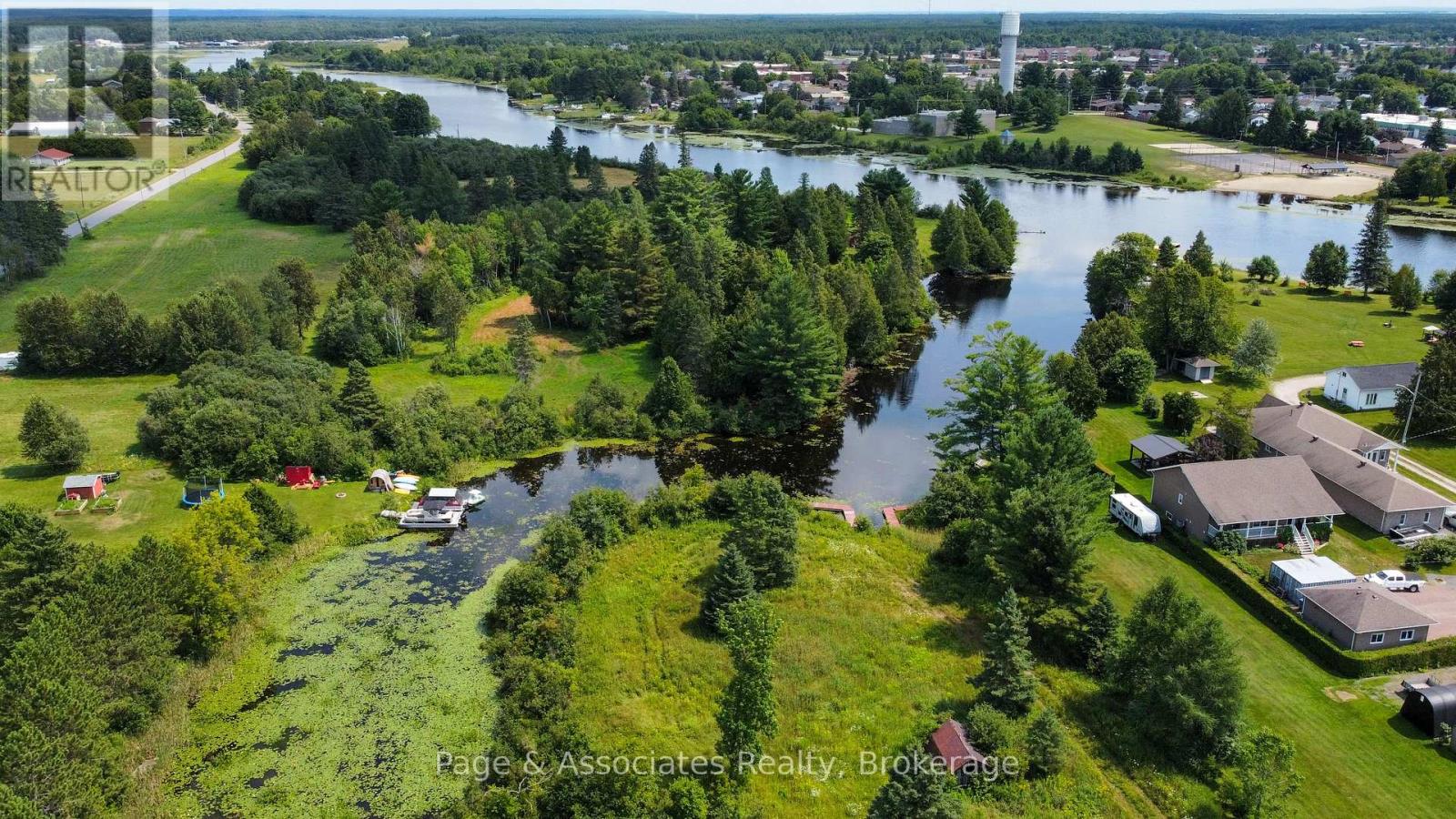 298 Dovercourt Road, West Nipissing, Ontario  P2B 3J2 - Photo 4 - X12514410