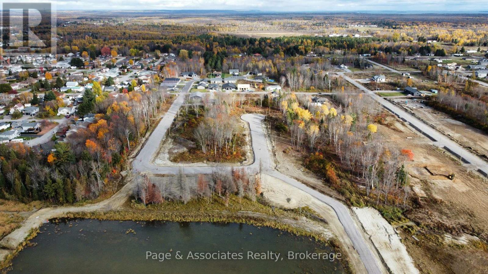 15 Brianne Court, West Nipissing (Sturgeon Falls), Ontario  P2B 0C6 - Photo 1 - X12518802