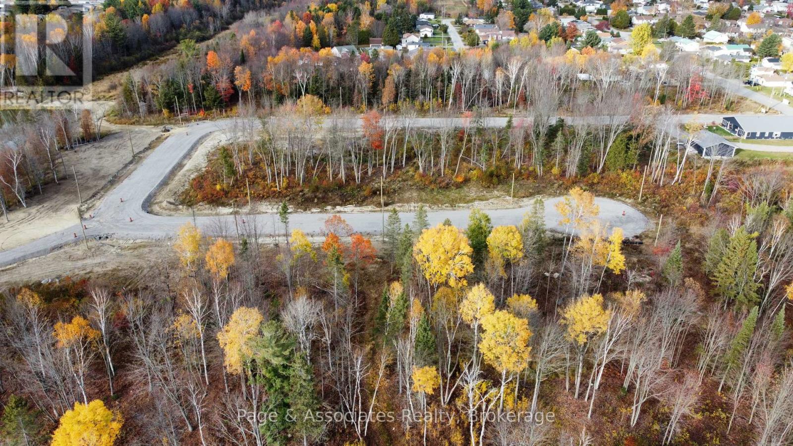 15 Brianne Court, West Nipissing (Sturgeon Falls), Ontario  P2B 0C6 - Photo 4 - X12518802