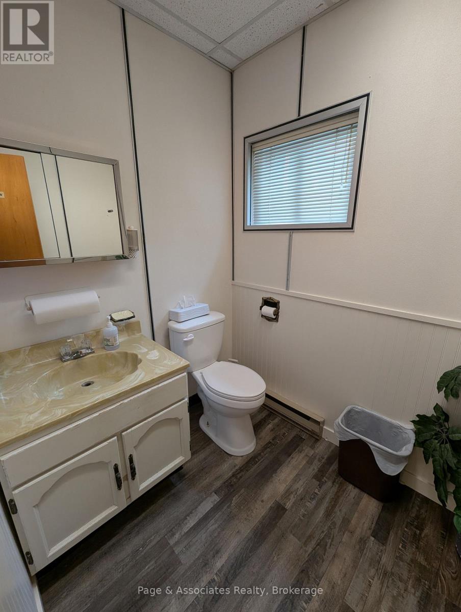 202 Main Street, West Nipissing, Ontario  P2B 1P2 - Photo 12 - X12579660