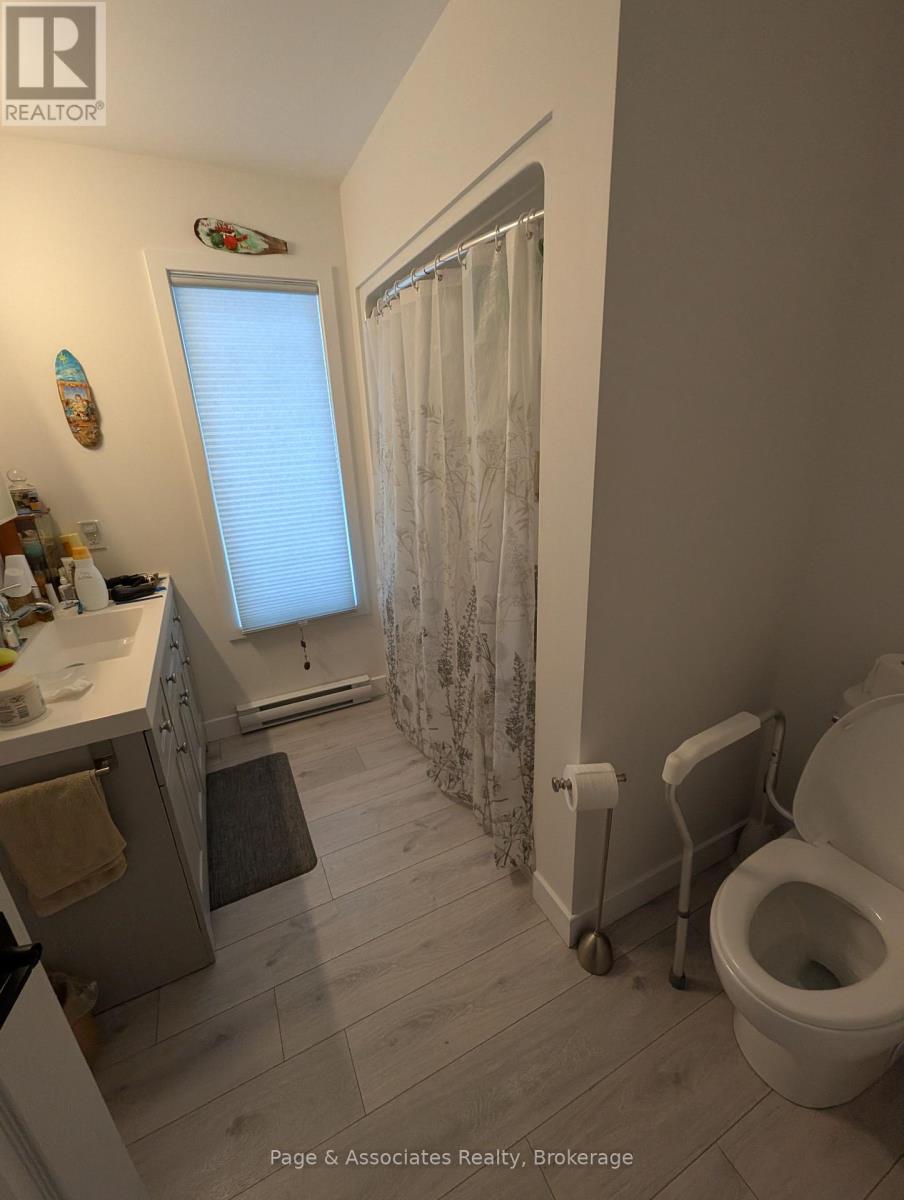 15a Mary Street, West Nipissing, Ontario  P0H 1G0 - Photo 13 - X12634800