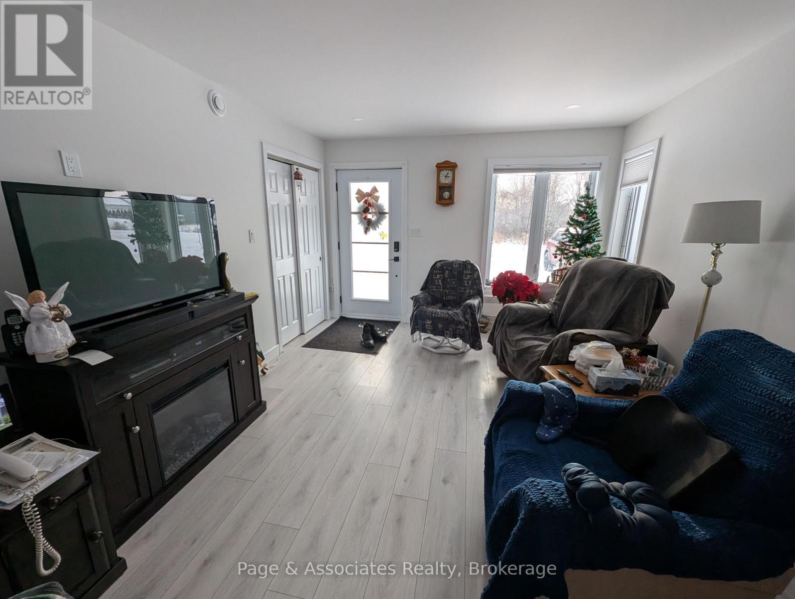 15a Mary Street, West Nipissing, Ontario  P0H 1G0 - Photo 16 - X12634800