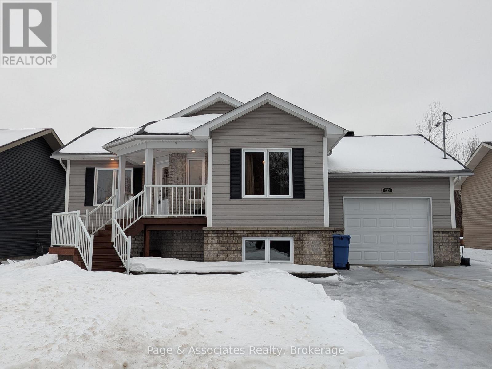 239 Park Street, West Nipissing, Ontario  P2B 3C2 - Photo 10 - X12682022