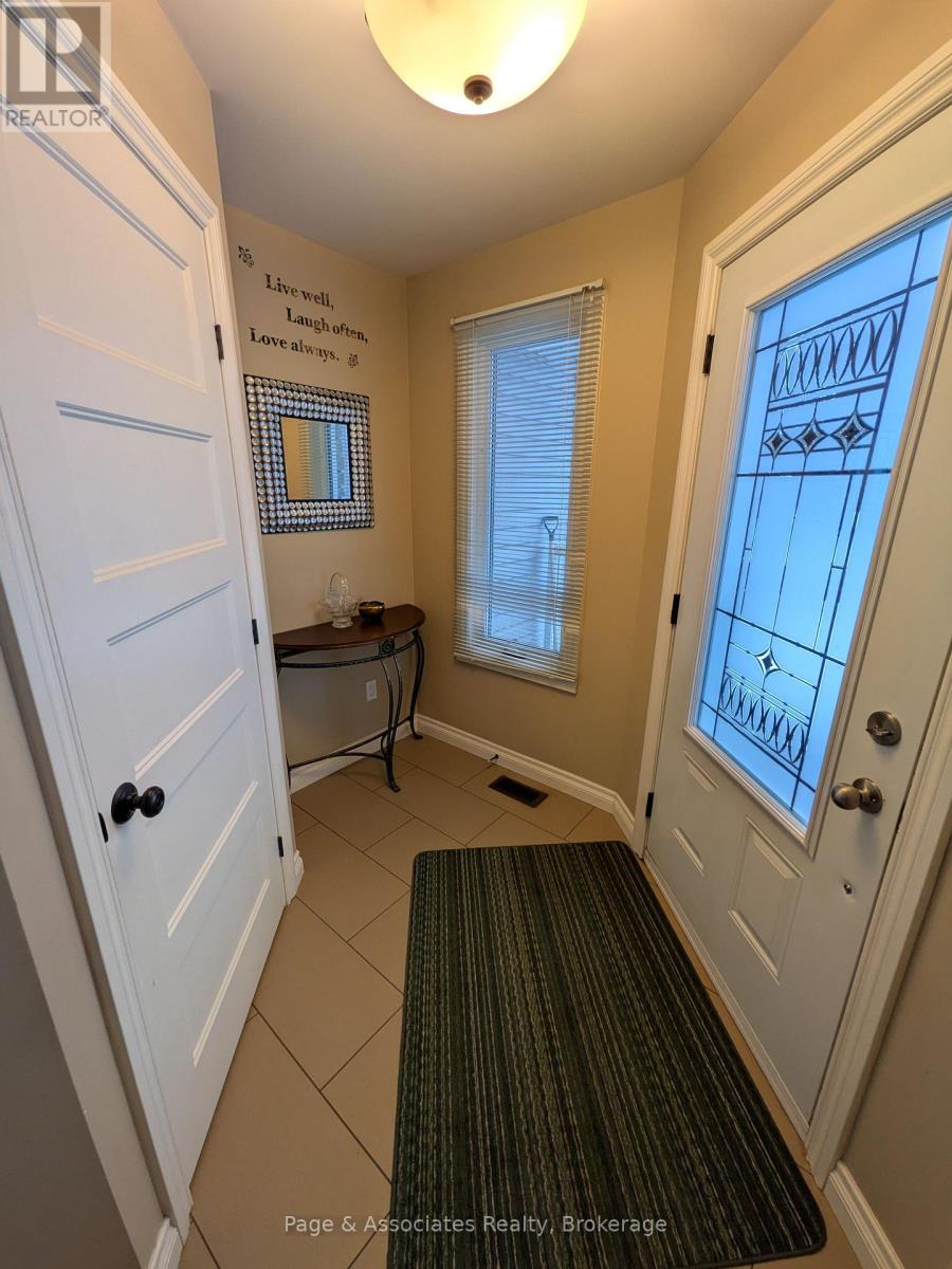 239 Park Street, West Nipissing, Ontario  P2B 3C2 - Photo 11 - X12682022