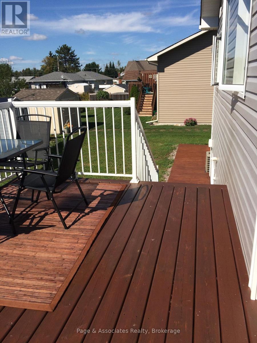 239 Park Street, West Nipissing, Ontario  P2B 3C2 - Photo 31 - X12682022