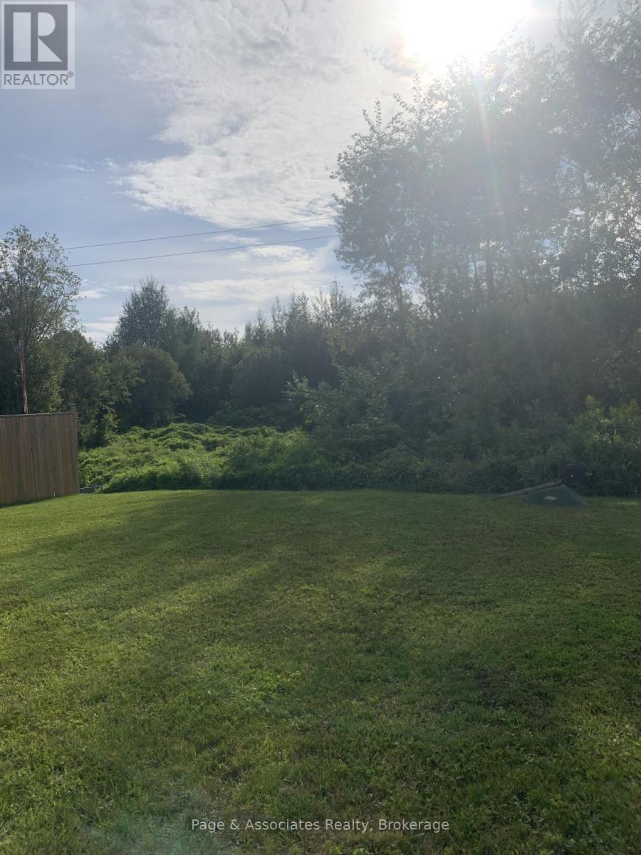 239 Park Street, West Nipissing, Ontario  P2B 3C2 - Photo 33 - X12682022