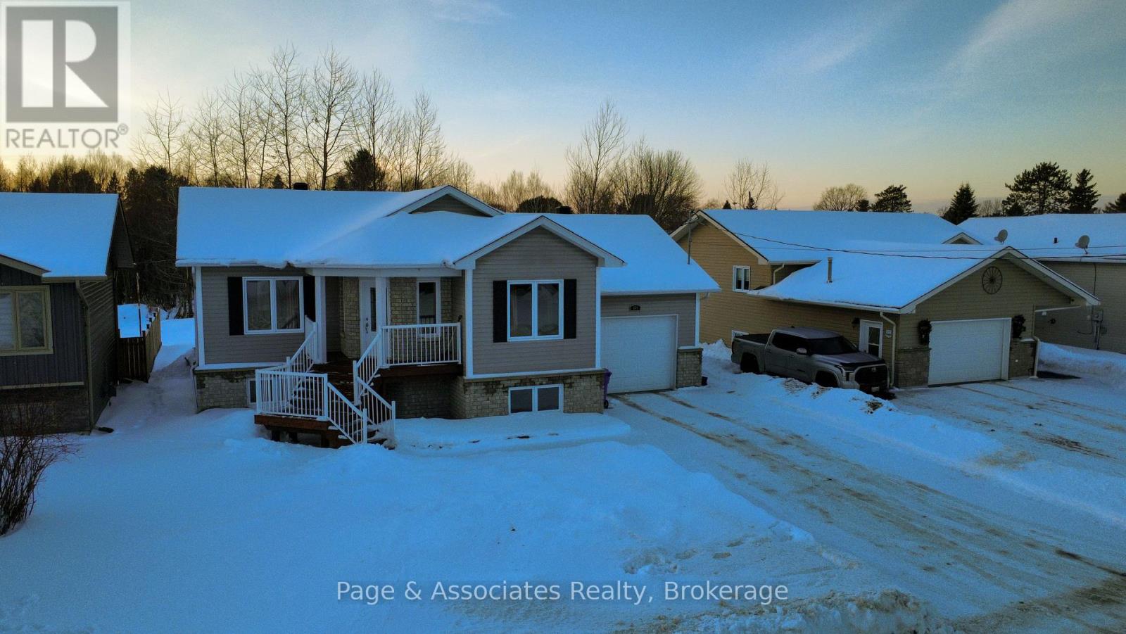 239 Park Street, West Nipissing, Ontario  P2B 3C2 - Photo 35 - X12682022