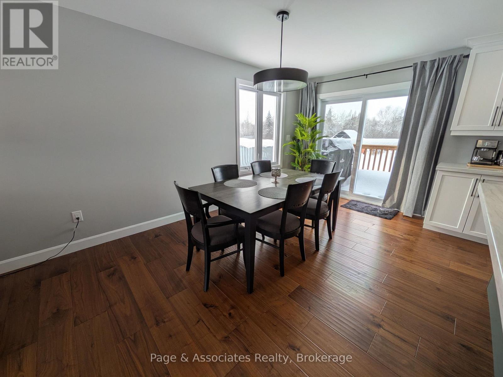 547 Dutrisac Road, West Nipissing, Ontario  P2B 2J9 - Photo 11 - X12770880