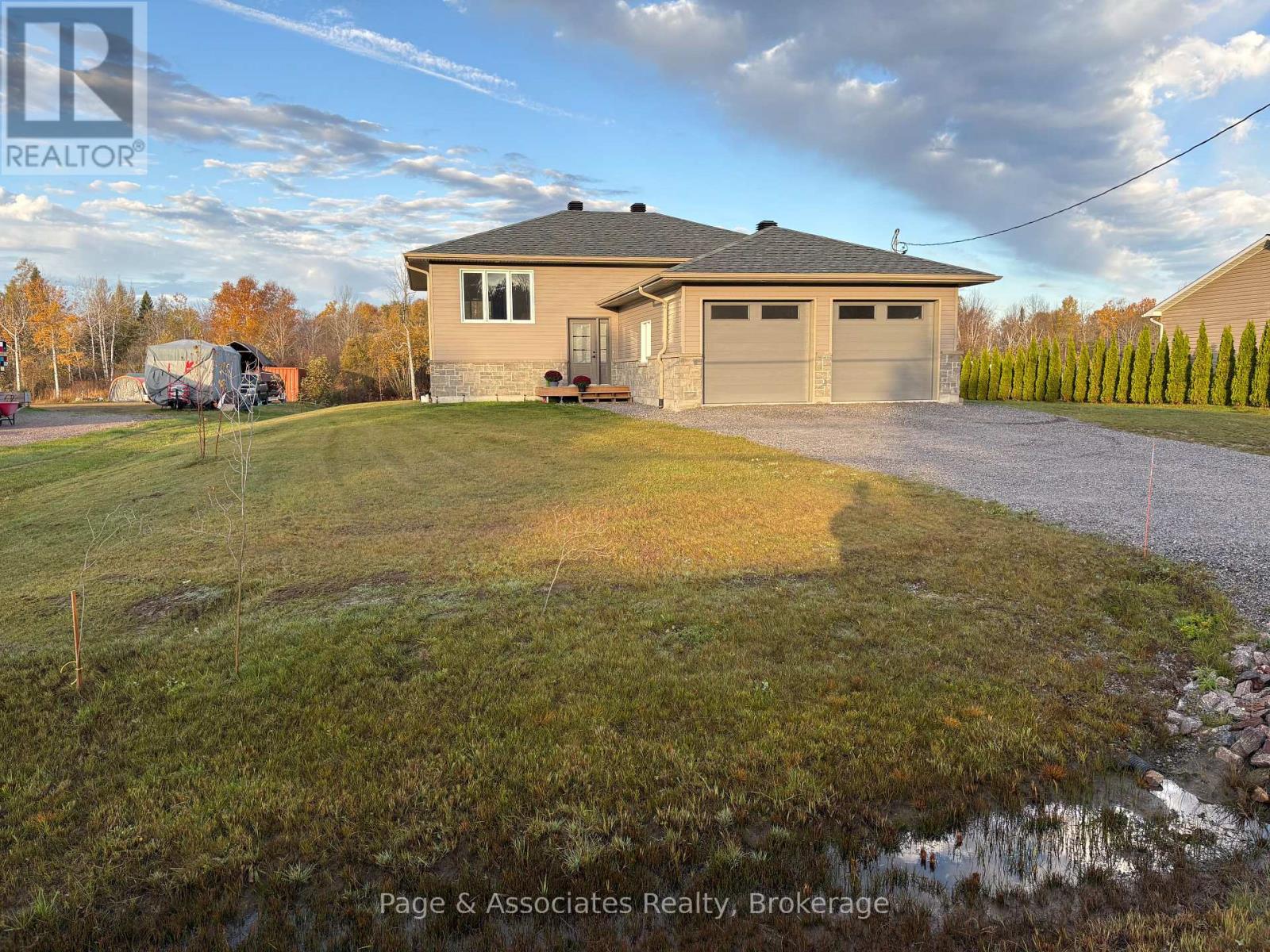 547 Dutrisac Road, West Nipissing, Ontario  P2B 2J9 - Photo 3 - X12770880