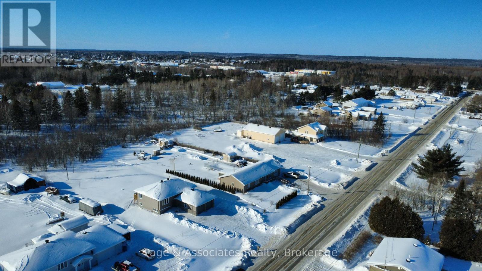547 Dutrisac Road, West Nipissing, Ontario  P2B 2J9 - Photo 4 - X12770880