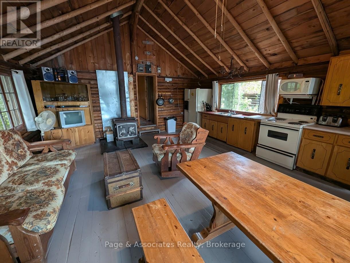 21 Pine Ridge Drive, West Nipissing, Ontario  P0H 1L0 - Photo 4 - X12845050