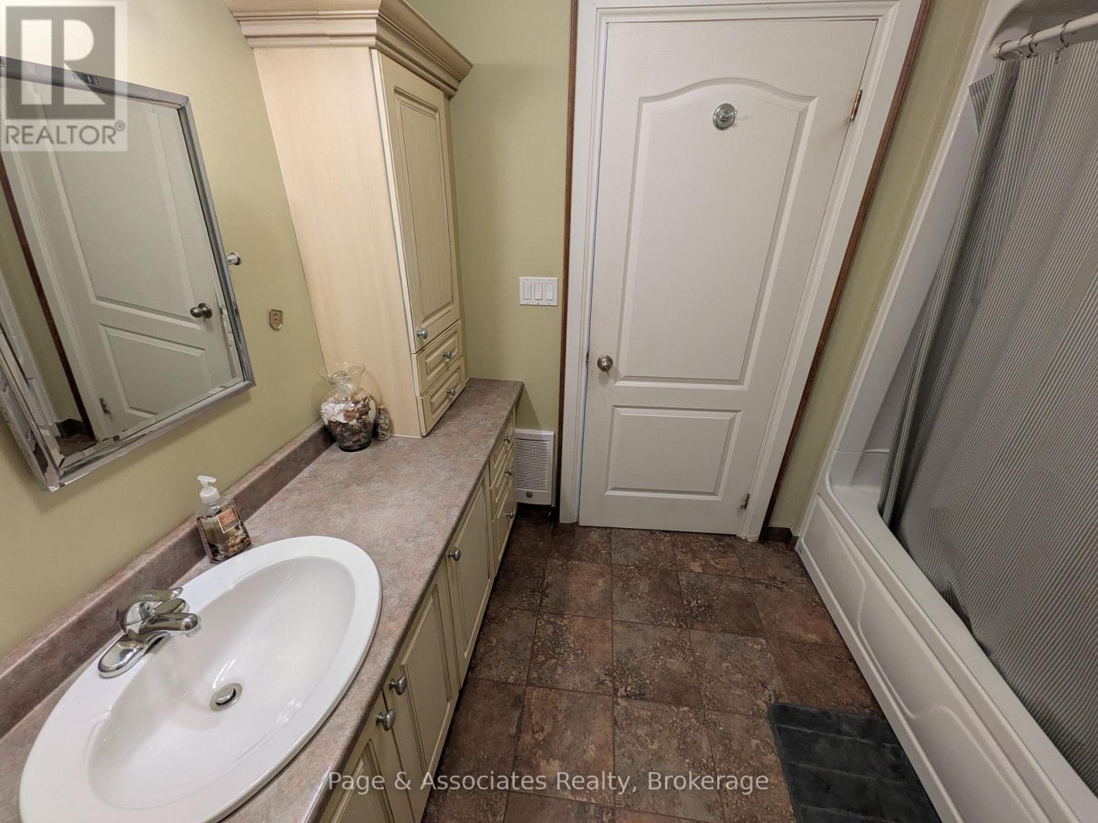 976 Levac Road, West Nipissing, Ontario  P0H 1G0 - Photo 24 - X12982652