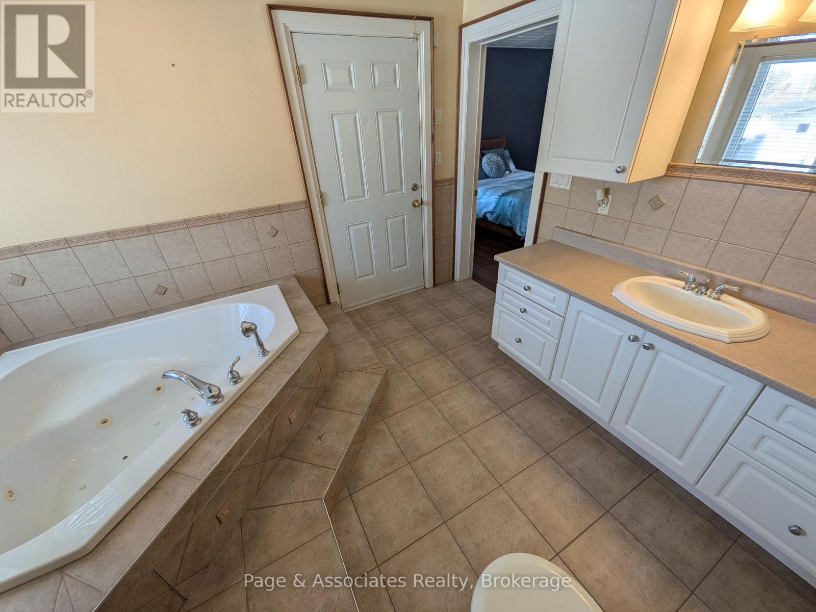 976 Levac Road, West Nipissing, Ontario  P0H 1G0 - Photo 27 - X12982652