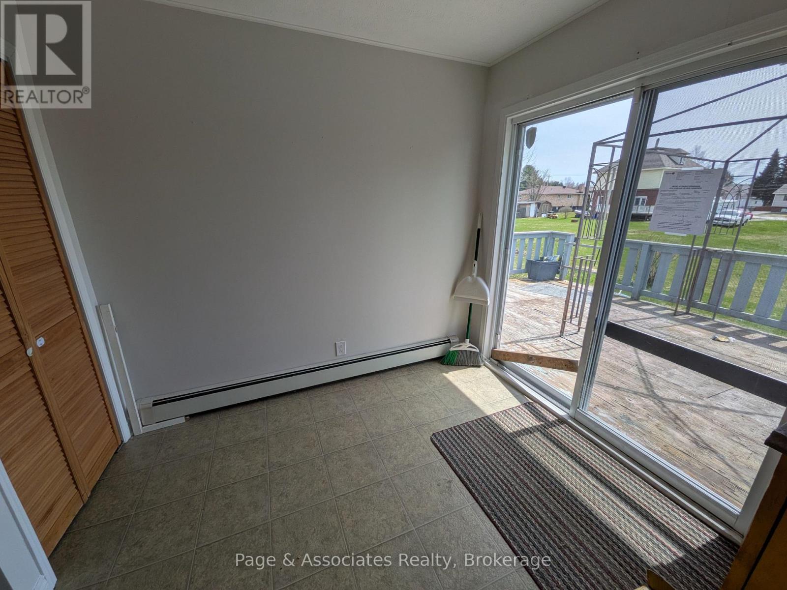 220 Railway Street, West Nipissing, Ontario  P2B 3B2 - Photo 5 - X13110898