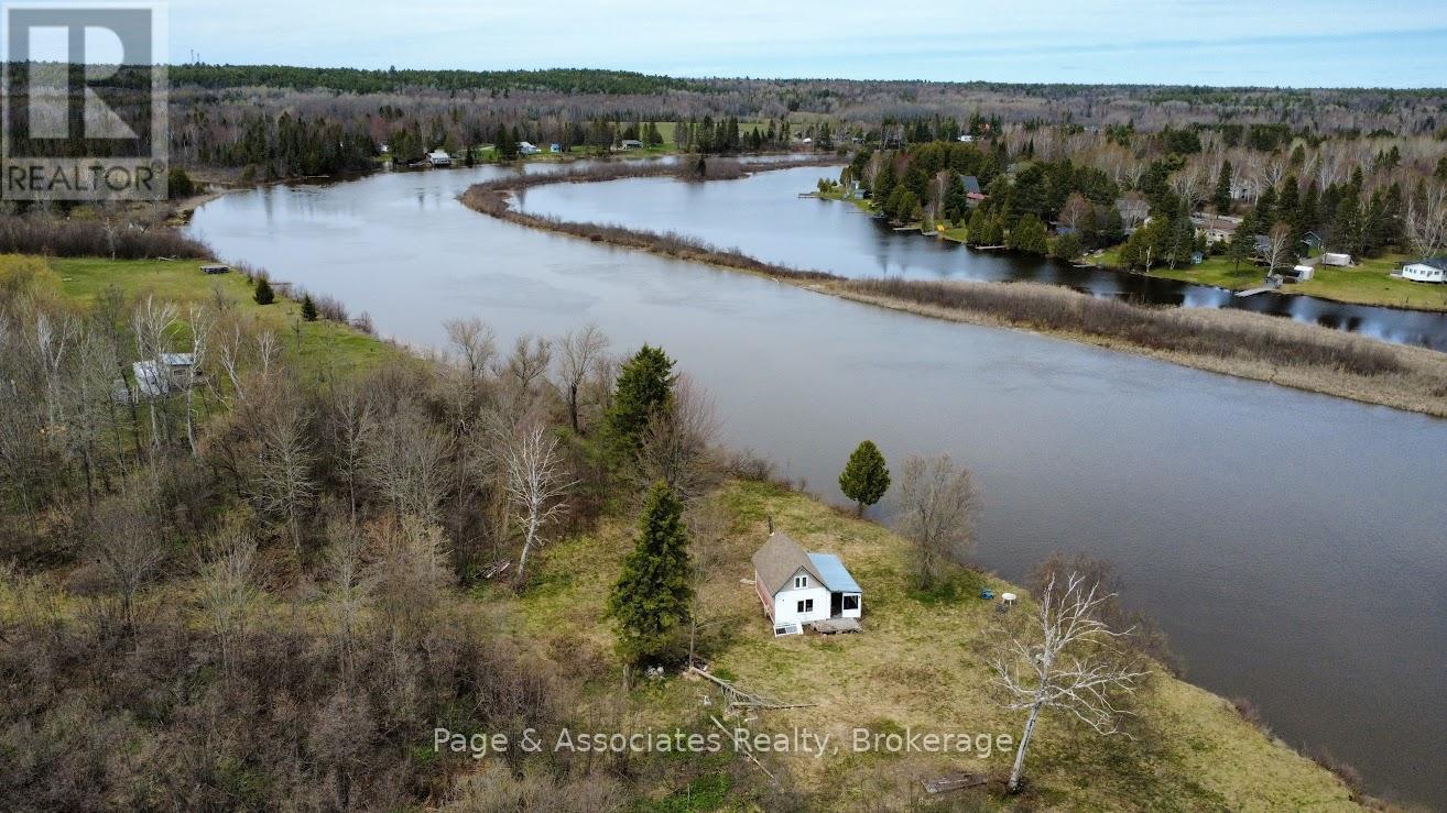 44 De L'etang Road, West Nipissing, Ontario  P2B 2K7 - Photo 1 - X13132806