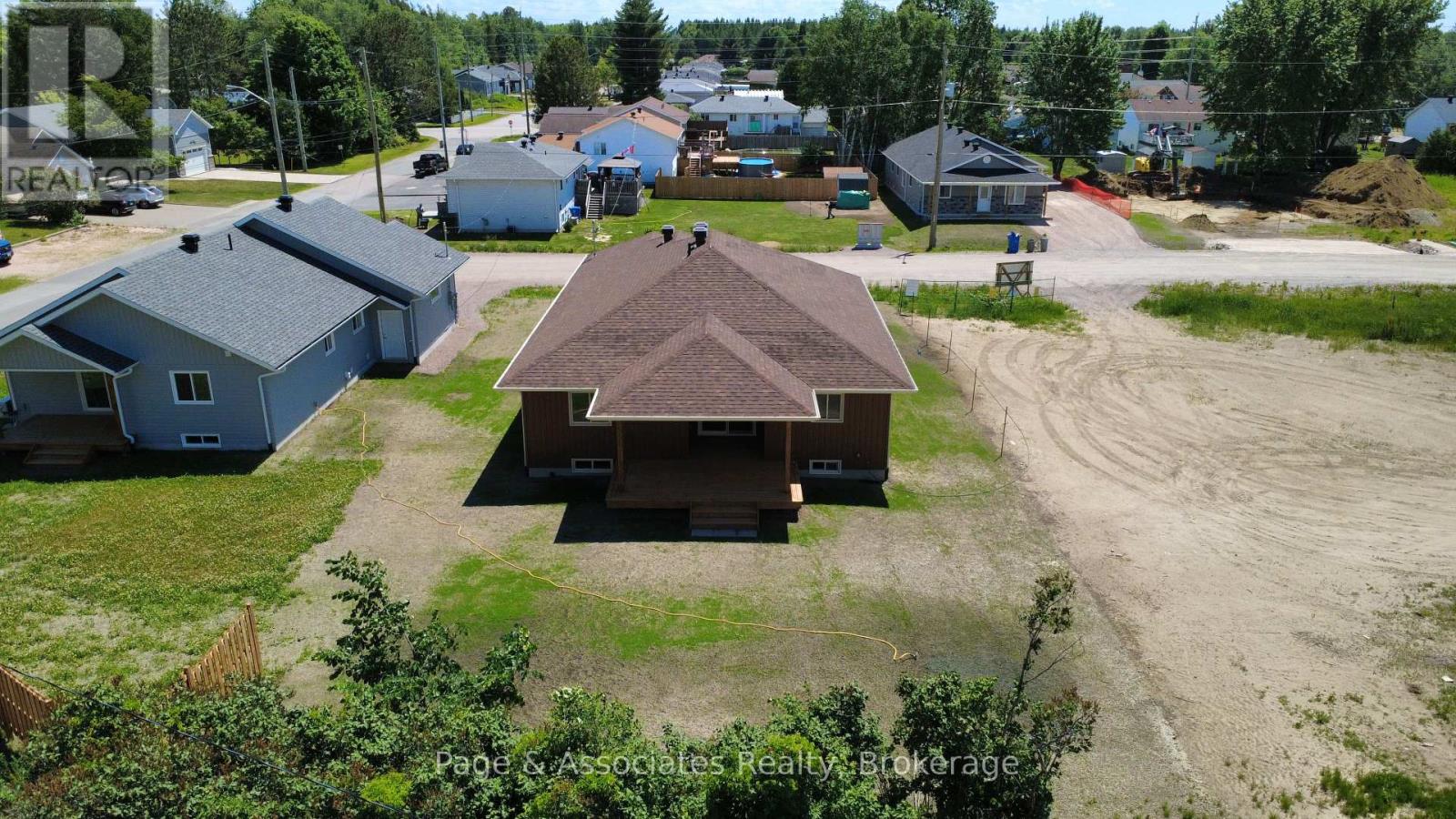 3 Moon Court, West Nipissing, Ontario  P2B 0C9 - Photo 2 - X13464082