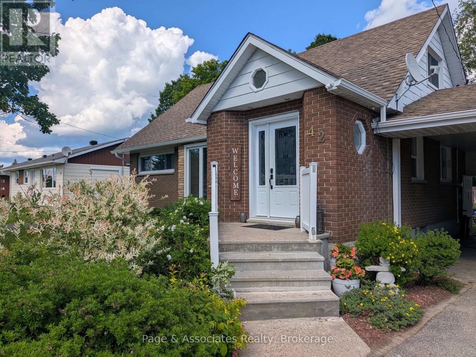 42 Church Street, West Nipissing, Ontario  P2B 1G4 - Photo 2 - X13499824